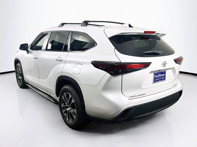 2025 Toyota Highlander Vehicle Photo in Flemington, NJ 08822
