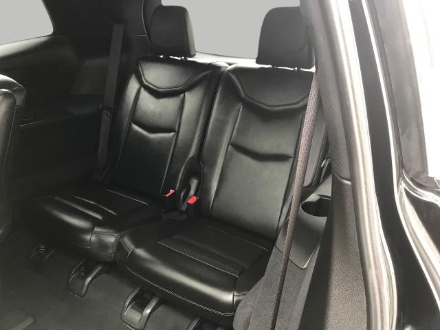 2025 Cadillac XT6 Vehicle Photo in GREEN BAY, WI 54303-3330