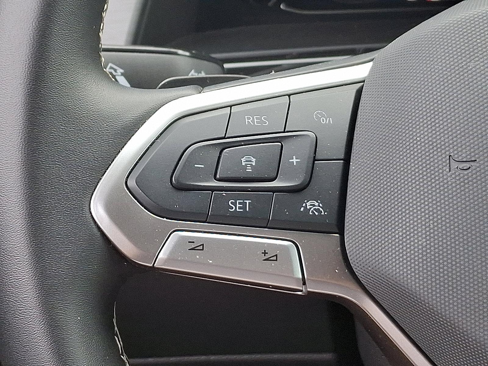 2025 Volkswagen Atlas Cross Sport Vehicle Photo in Trevose, PA 19053