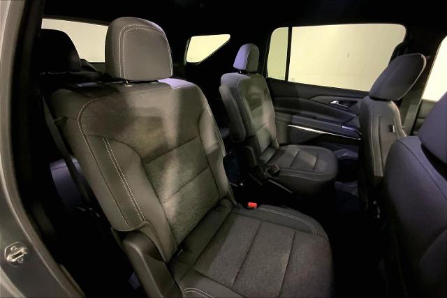 2025 Chevrolet Traverse Vehicle Photo in KANSAS CITY, MO 64114-4502