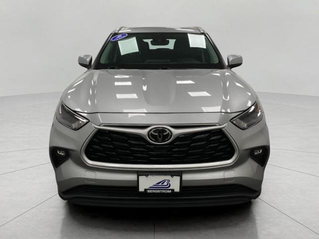 2024 Toyota Highlander Vehicle Photo in Appleton, WI 54913