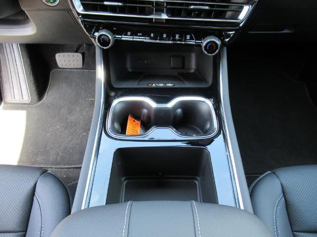 2026 Chevrolet Traverse Vehicle Photo in LEESBURG, FL 34788-4022