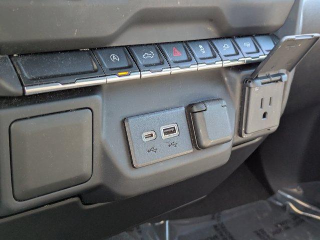 2021 Chevrolet Silverado 1500 Vehicle Photo in BRUNSWICK, GA 31525-1881