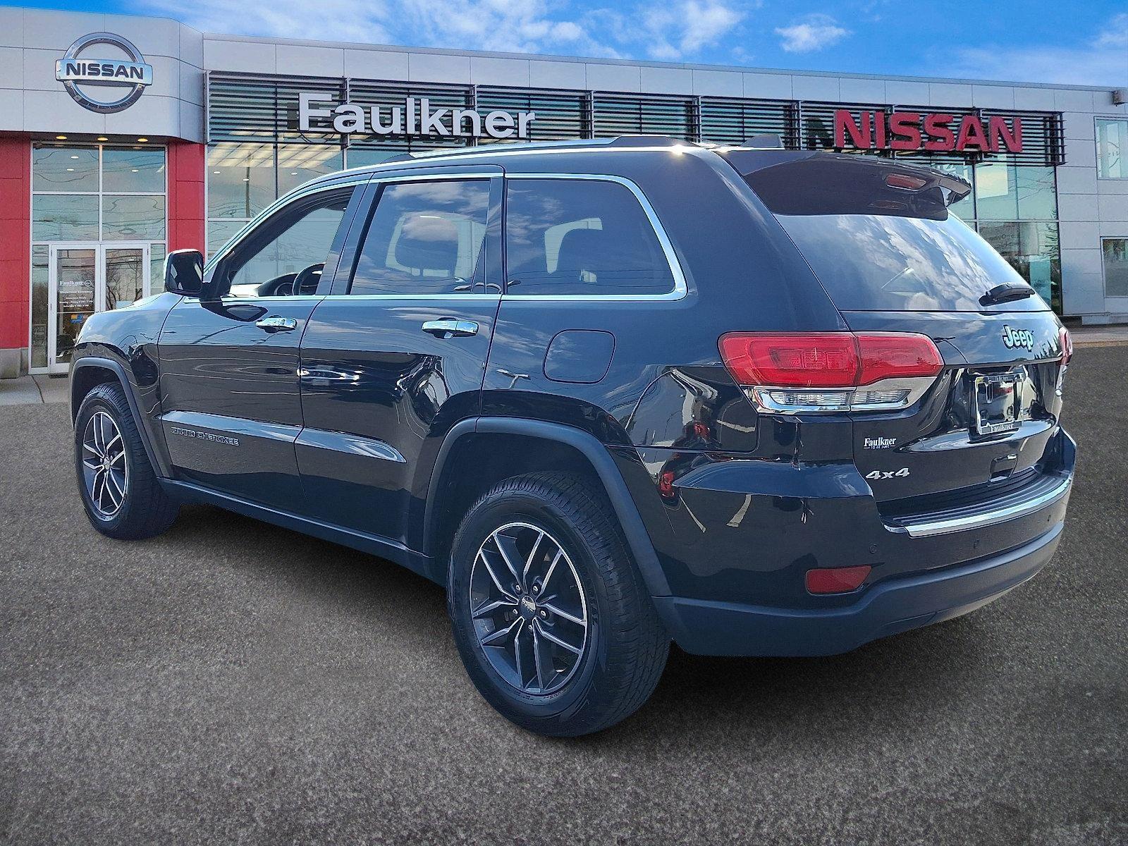 2017 Jeep Grand Cherokee Vehicle Photo in Harrisburg, PA 17111-1033