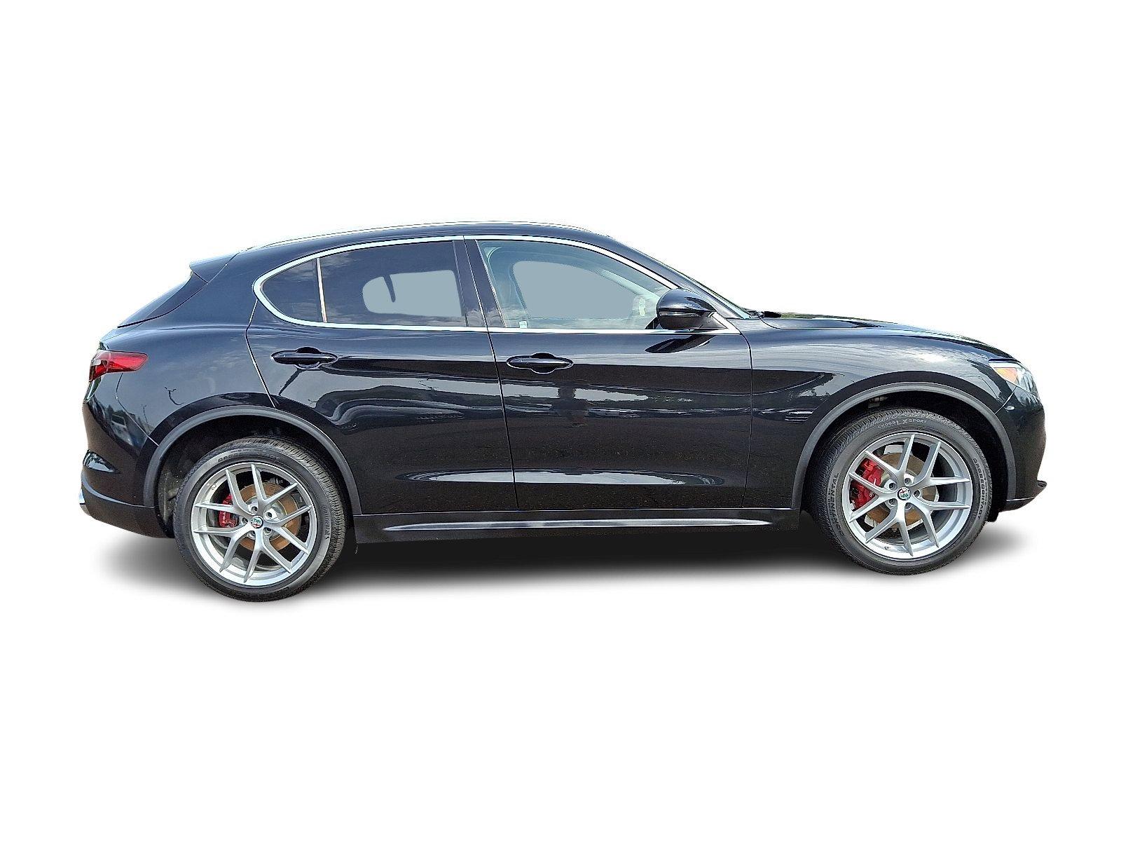 2018 Alfa Romeo Stelvio Vehicle Photo in Willow Grove, PA 19090