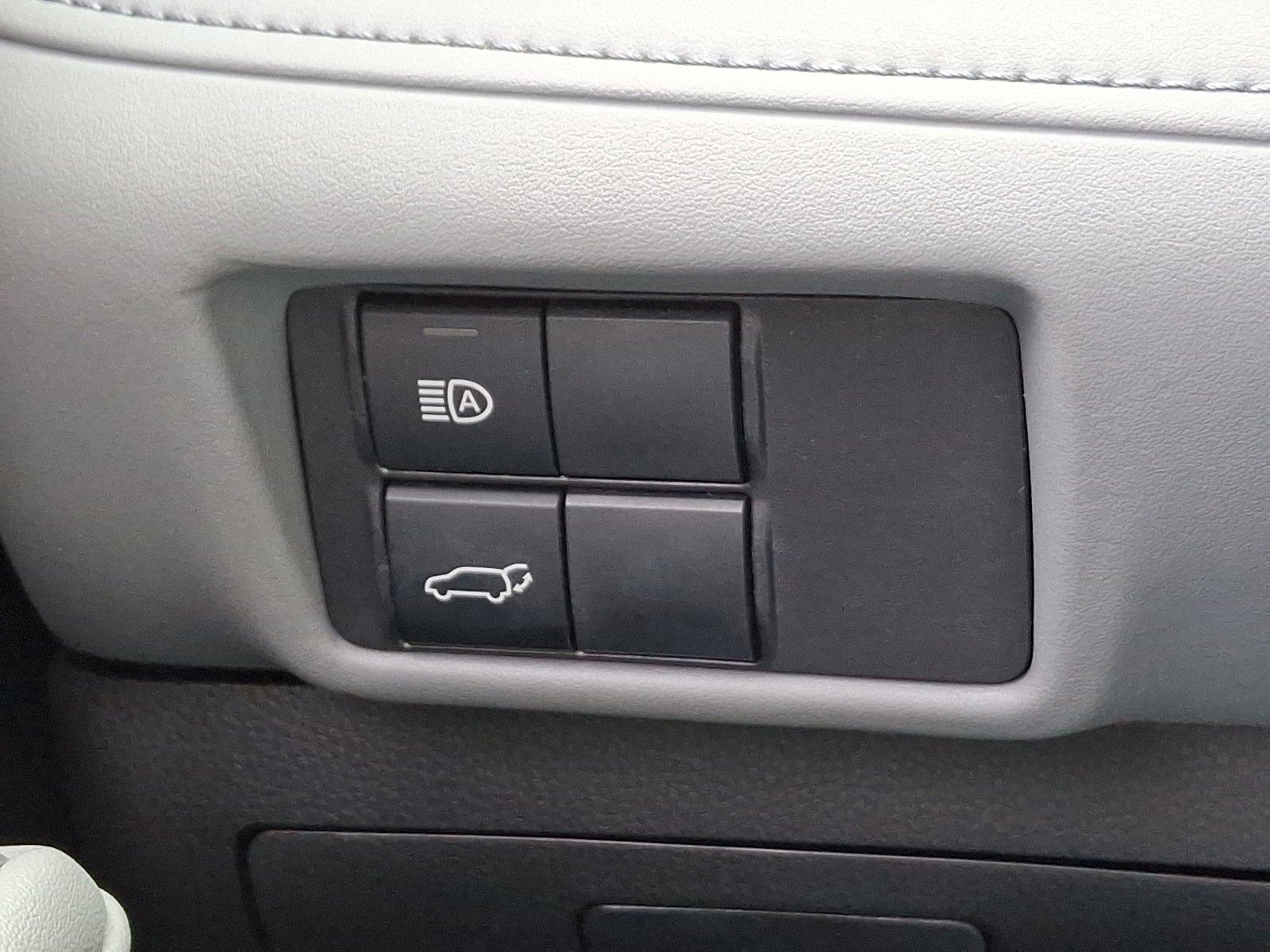 2022 Toyota Highlander Vehicle Photo in Trevose, PA 19053