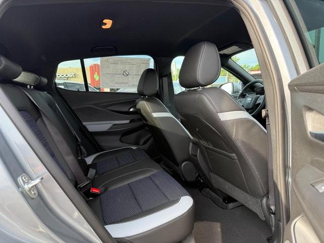 2025 Buick Envista Vehicle Photo in COLUMBIA, MO 65203-3903