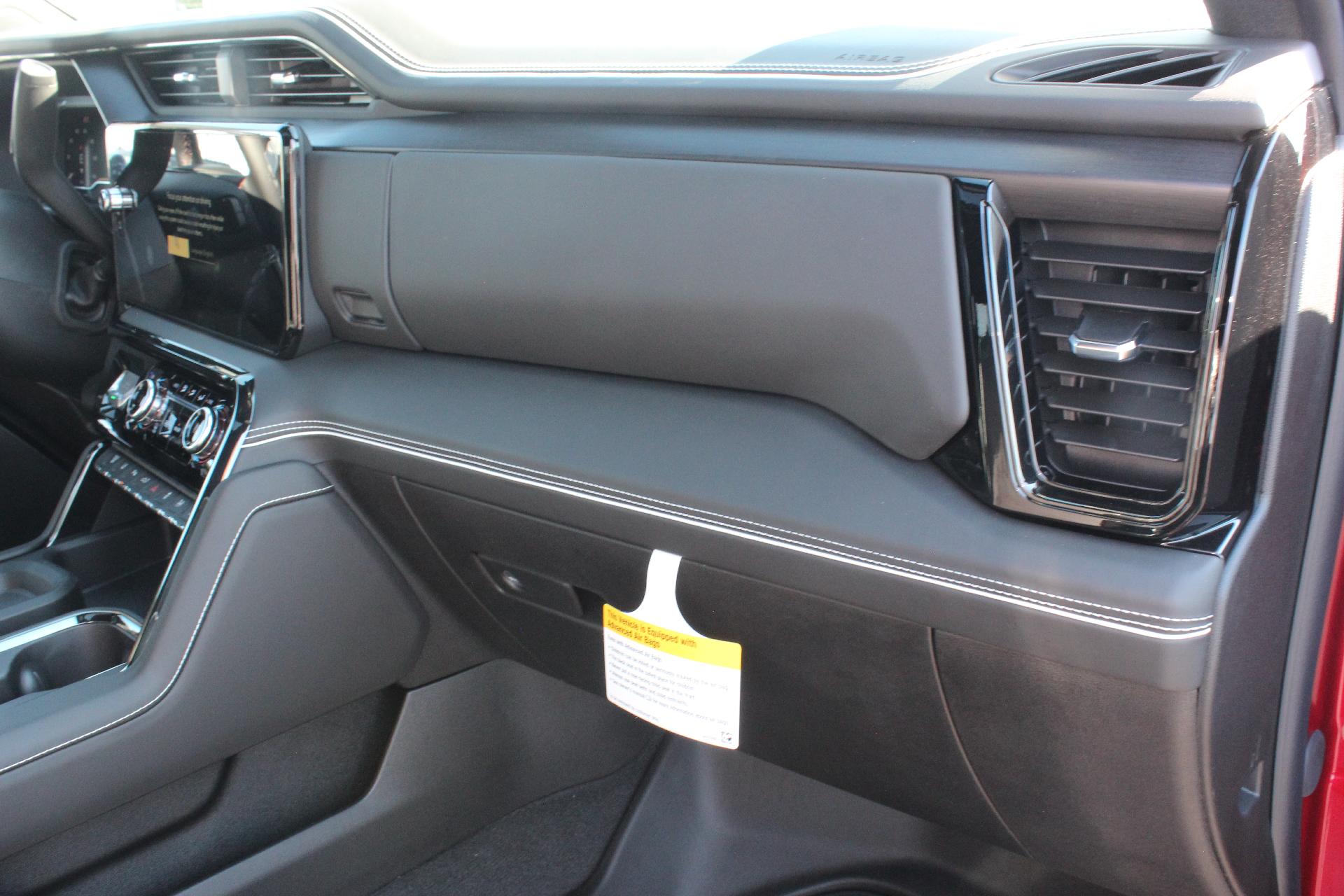 2025 GMC Sierra 2500 HD Vehicle Photo in AURORA, CO 80012-4011