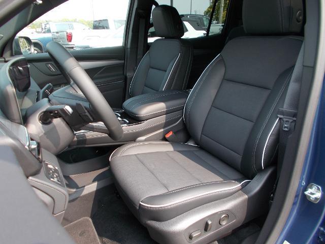 2026 Buick Enclave Vehicle Photo in LOWELL, MA 01852-4336