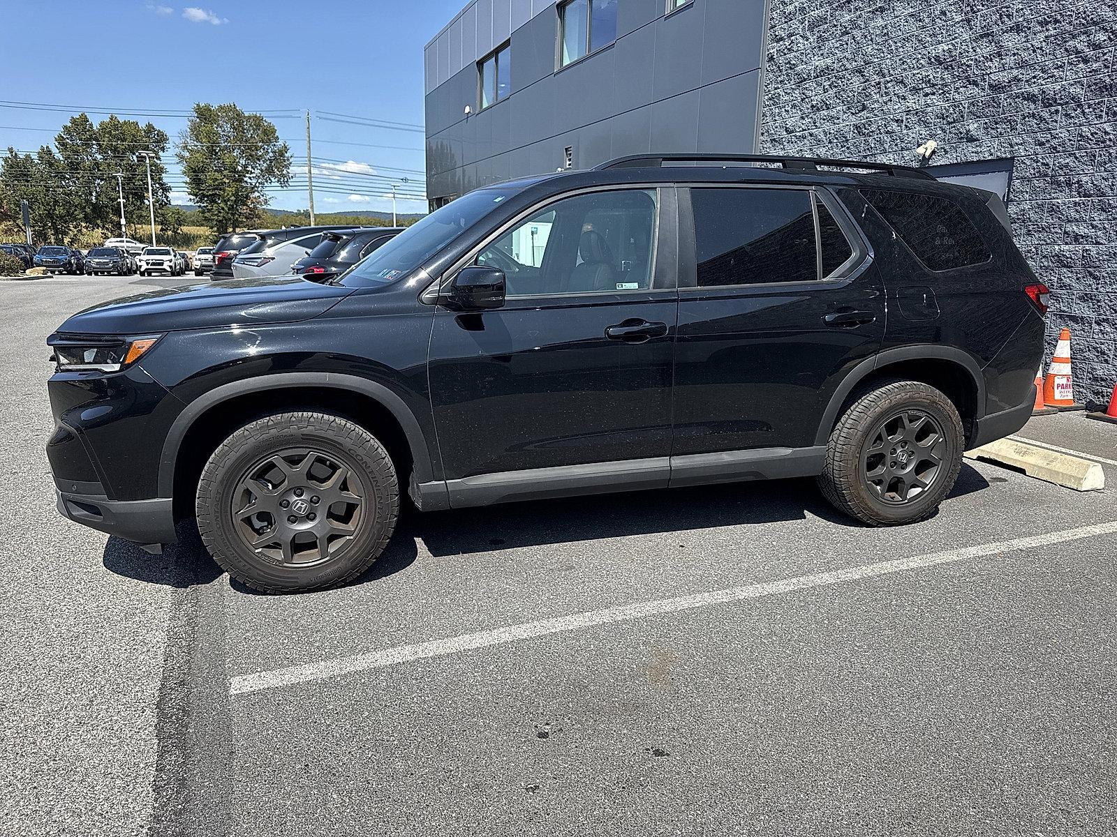 2024 Honda Pilot Vehicle Photo in Mechanicsburg, PA 17050-2306