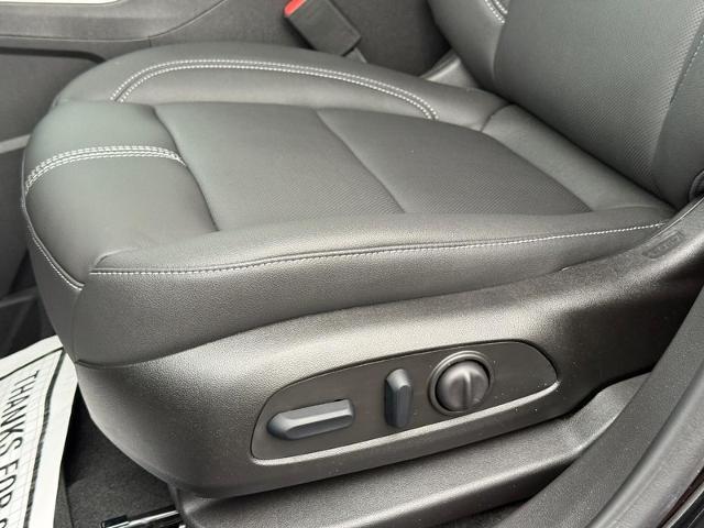 2025 Chevrolet Blazer Vehicle Photo in COLUMBIA, MO 65203-3903