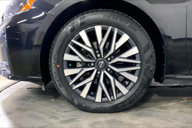 2024 Nissan Altima Vehicle Photo in KANSAS CITY, MO 64114-4502