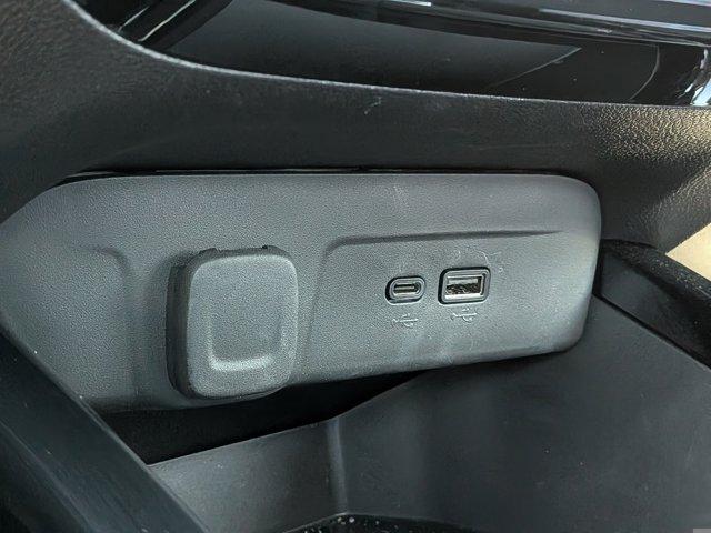 2025 Chevrolet Trax Vehicle Photo in BRUNSWICK, GA 31525-1881