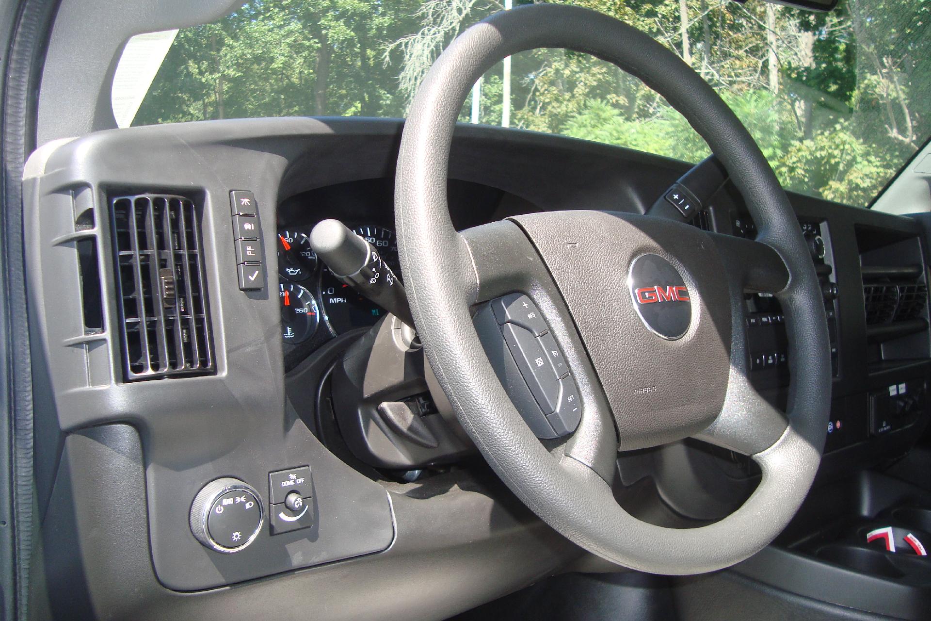 2025 GMC Savana Commercial Cutaway Vehicle Photo in PORTSMOUTH, NH 03801-4196