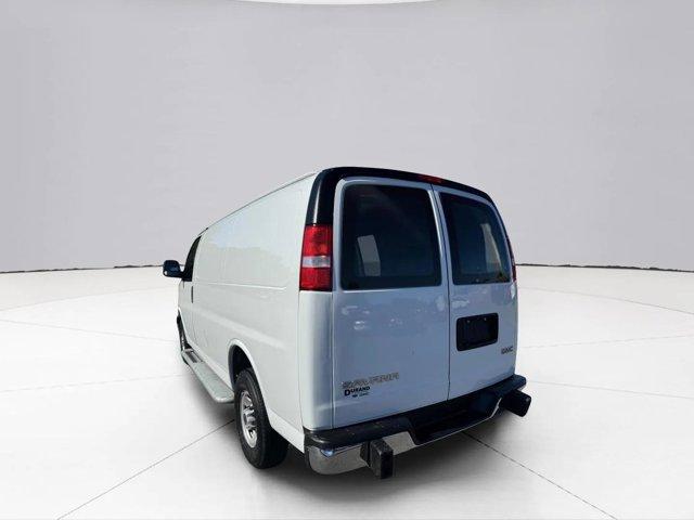 2023 GMC Savana Cargo Van Vehicle Photo in LEOMINSTER, MA 01453-2952