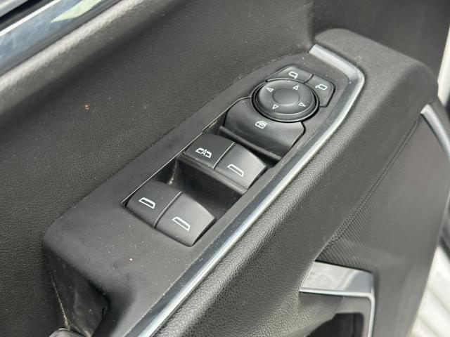 2023 Chevrolet Silverado 1500 Vehicle Photo in COLUMBIA, MO 65203-3903