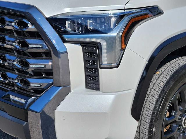 2024 Toyota Tundra 4WD Vehicle Photo in DENTON, TX 76210-9321