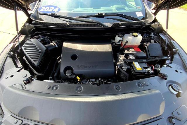 2024 Buick Enclave Vehicle Photo in TOPEKA, KS 66609-0000
