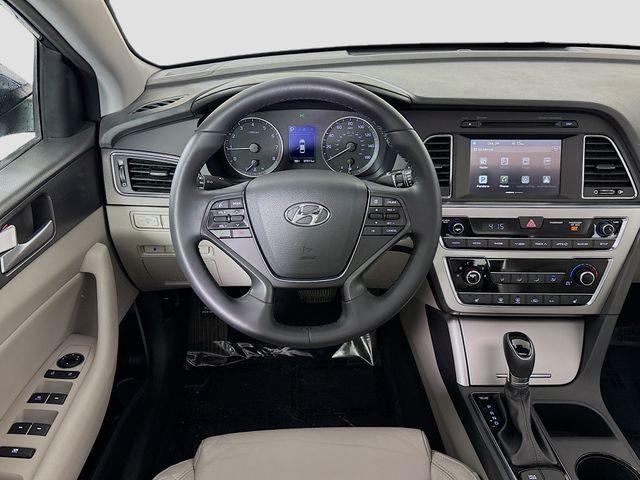 2017 Hyundai SONATA Vehicle Photo in Puyallup, WA 98371