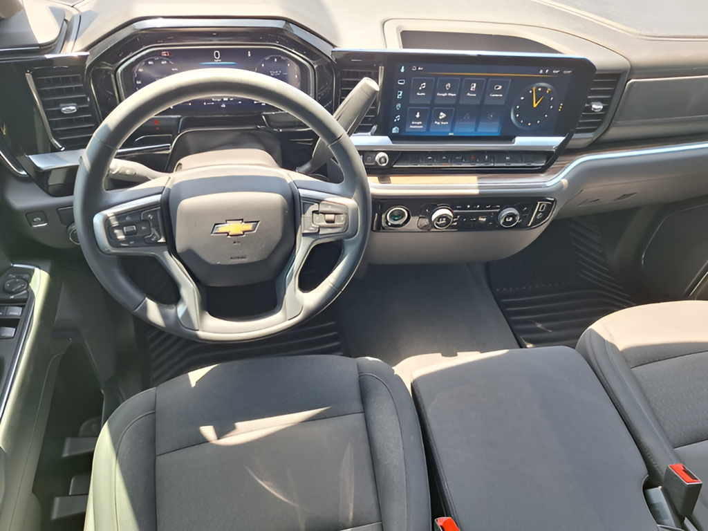2024 Chevrolet Silverado 1500 photo 9 of 30