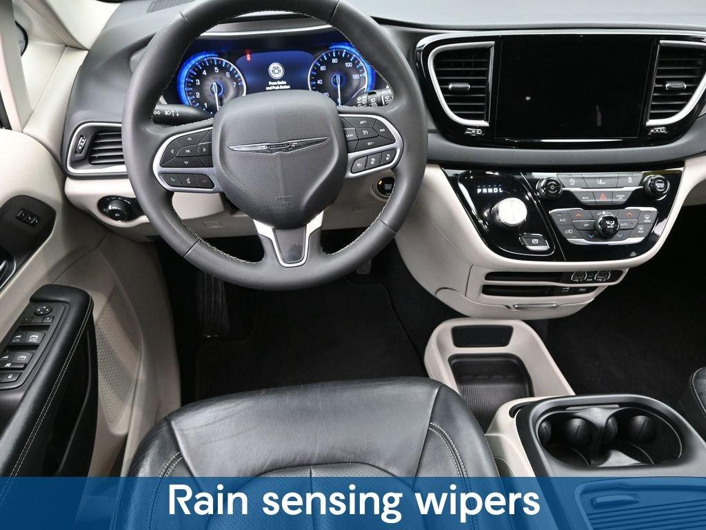 2022 Chrysler Pacifica Vehicle Photo in Cedar Rapids, IA 52402