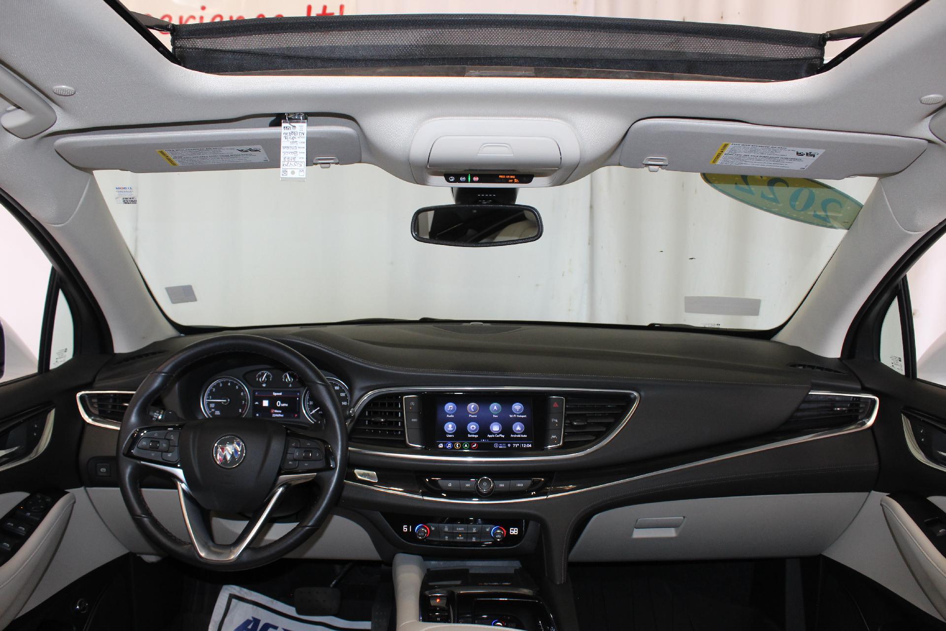 2022 Buick Enclave Vehicle Photo in NORTHAMPTON, MA 01060-1120