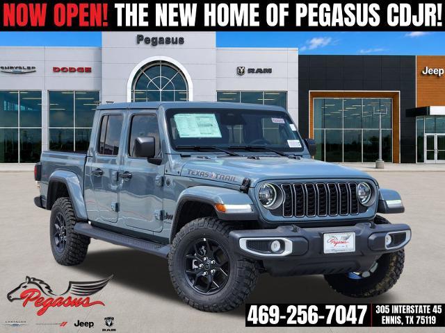 2026 Jeep Gladiator Vehicle Photo in Ennis, TX 75119-5114