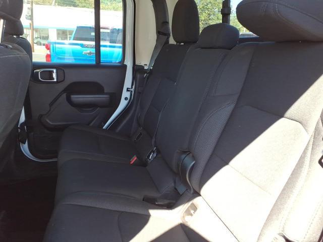 2022 Jeep Gladiator photo 9 of 20