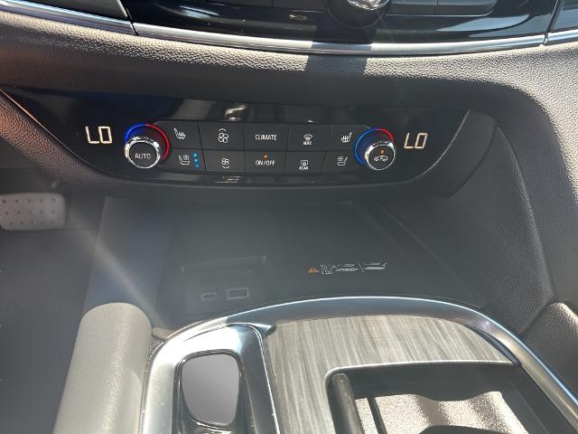 2024 Buick Enclave Vehicle Photo in MANITOWOC, WI 54220-5838