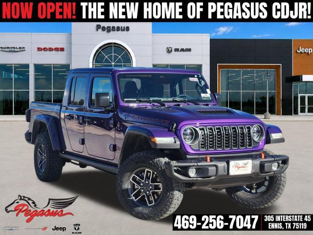2026 Jeep Gladiator Vehicle Photo in Ennis, TX 75119-5114