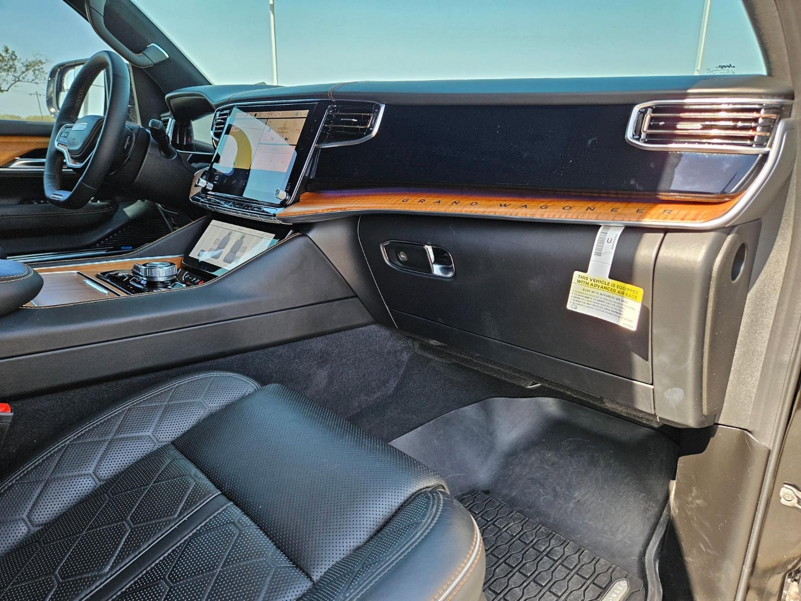 2024 Jeep Grand Wagoneer Vehicle Photo in Seguin, TX 78155