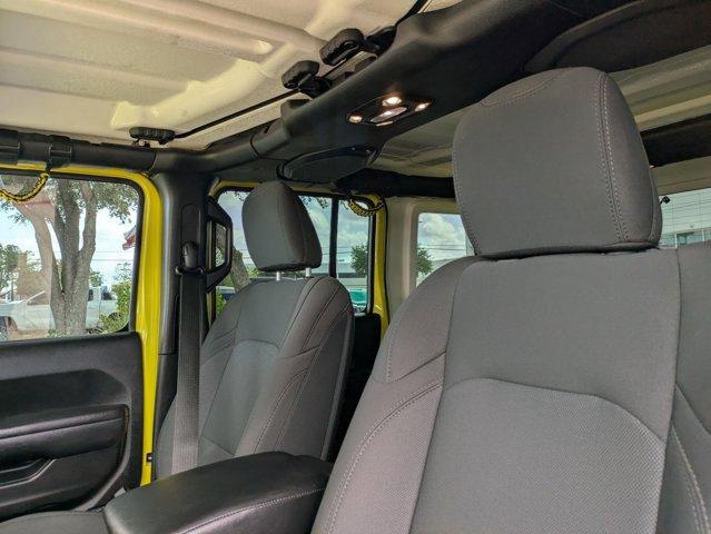 2022 Jeep Wrangler Unlimited Vehicle Photo in SELMA, TX 78154-1460