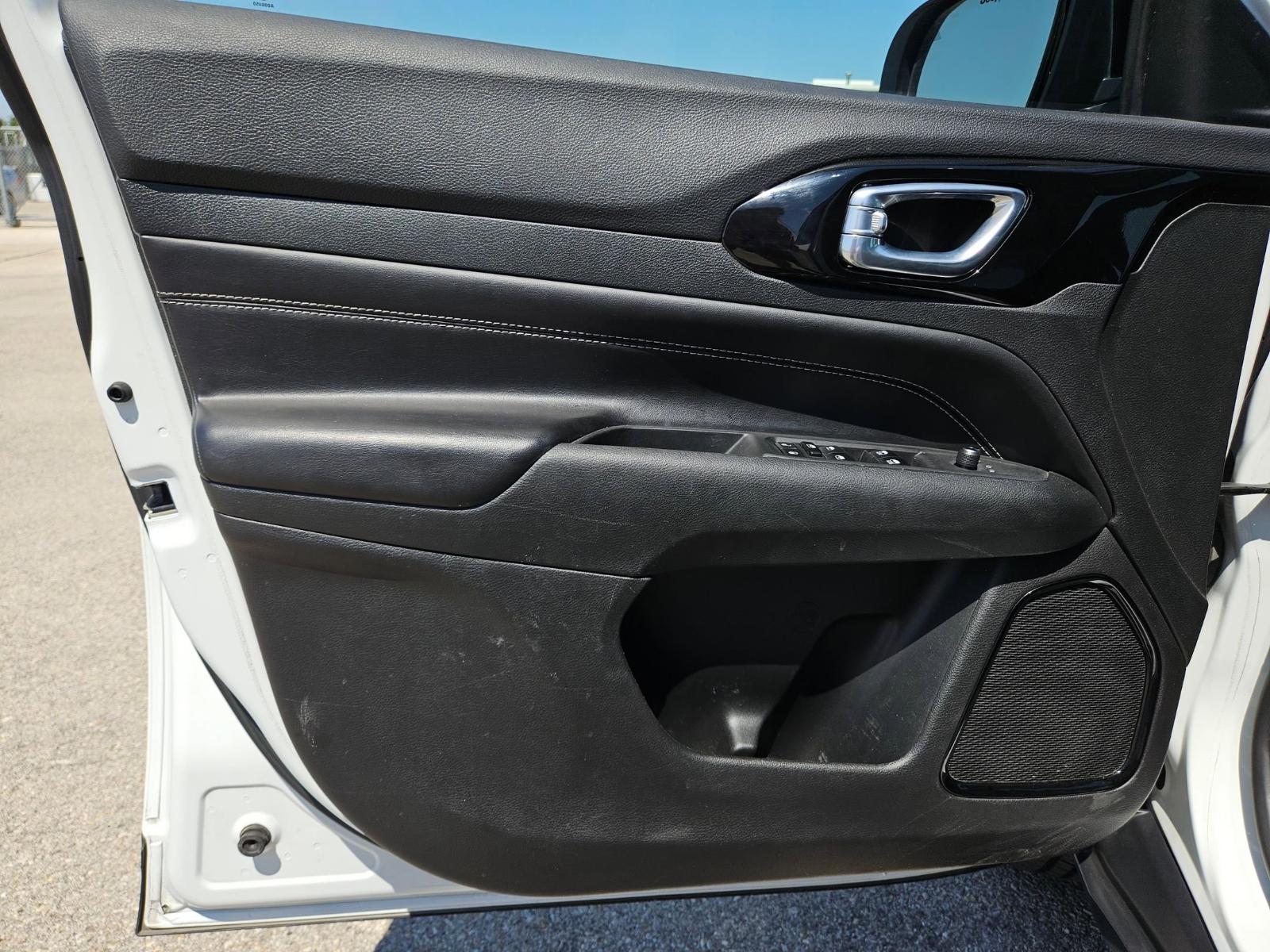 2022 Jeep Compass Vehicle Photo in Seguin, TX 78155