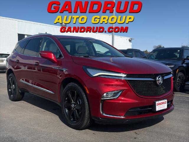 2023 Buick Enclave Vehicle Photo in GREEN BAY, WI 54302-3701