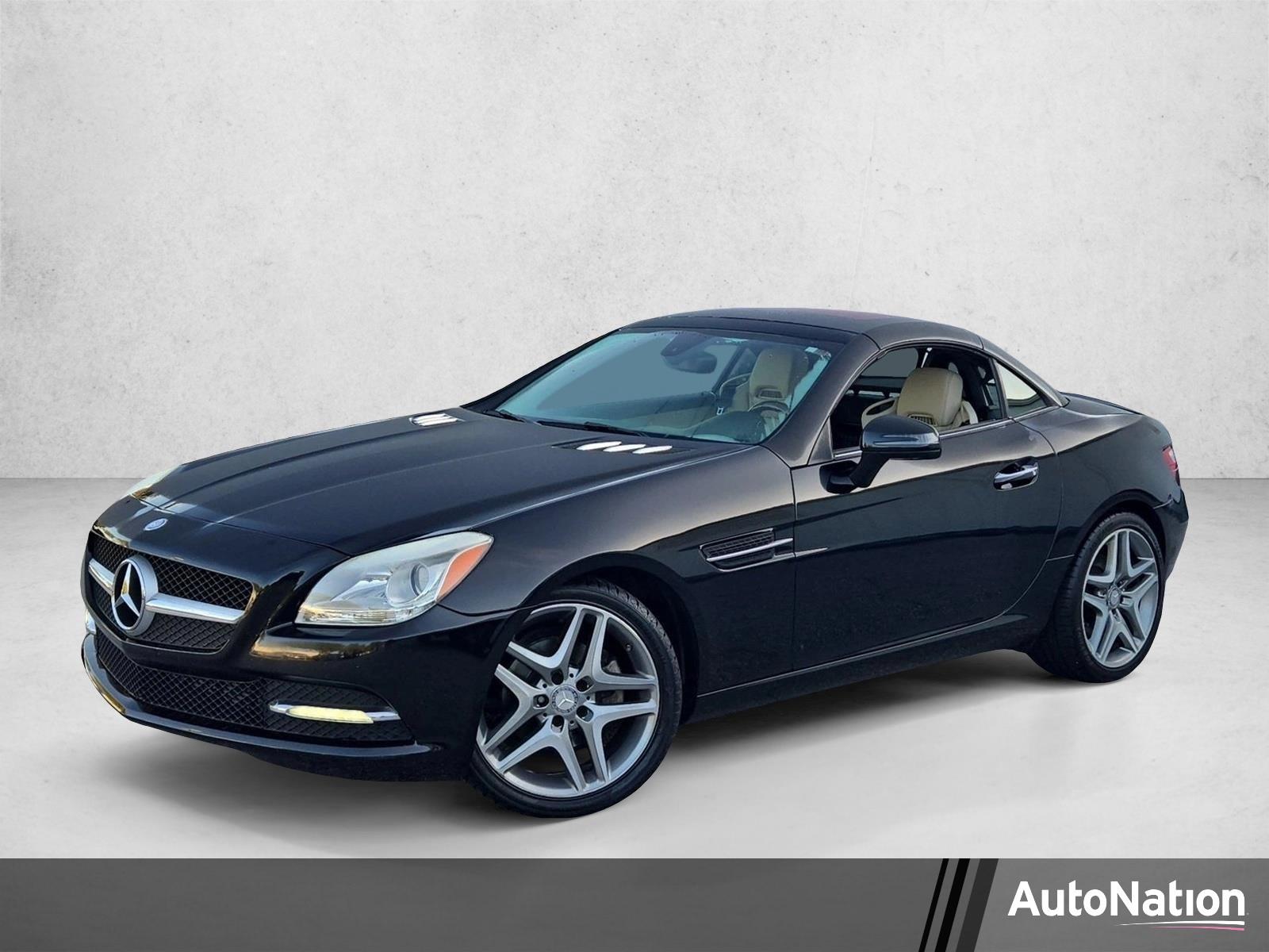 2014 Mercedes-Benz SLK-Class Vehicle Photo in St. Petersburg, FL 33713