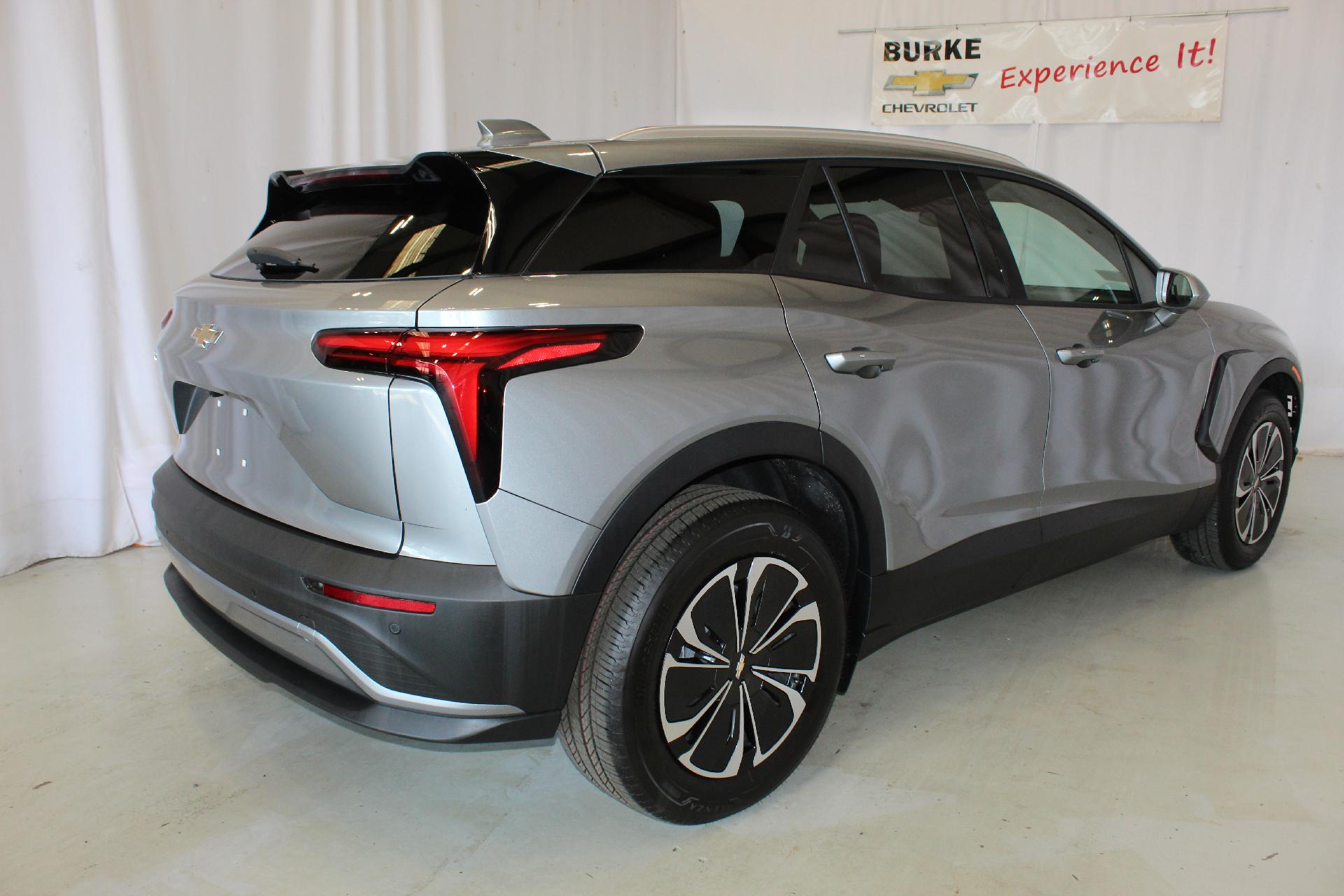 2025 Chevrolet Blazer EV Vehicle Photo in NORTHAMPTON, MA 01060-1120