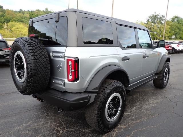 2023 Ford Bronco Vehicle Photo in ZELIENOPLE, PA 16063-2910