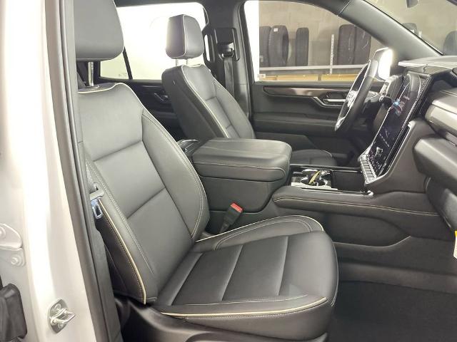 2025 GMC Yukon Vehicle Photo in GILBERT, AZ 85297-0402