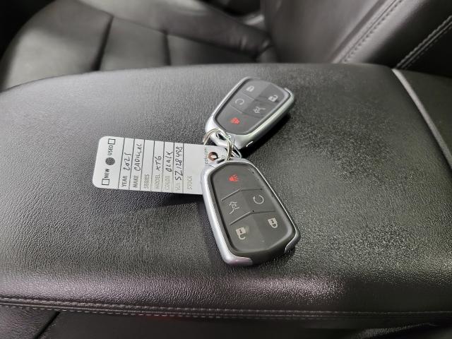 2025 Cadillac XT6 Vehicle Photo in NEENAH, WI 54956-2243