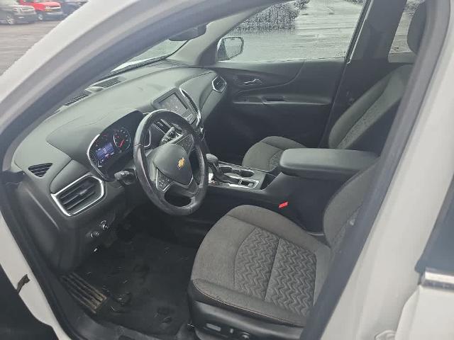 2022 Chevrolet Equinox Vehicle Photo in MOON TOWNSHIP, PA 15108-2571