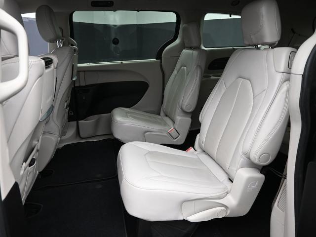2021 Chrysler Pacifica Vehicle Photo in Cedar Rapids, IA 52402