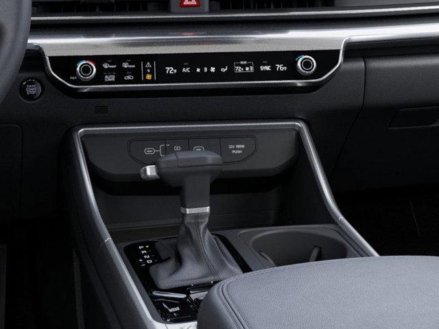 2025 Kia Carnival Vehicle Photo in Westbrook, ME 04092