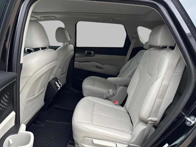2021 Kia Sorento Hybrid Vehicle Photo in MANITOWOC, WI 54220-5838
