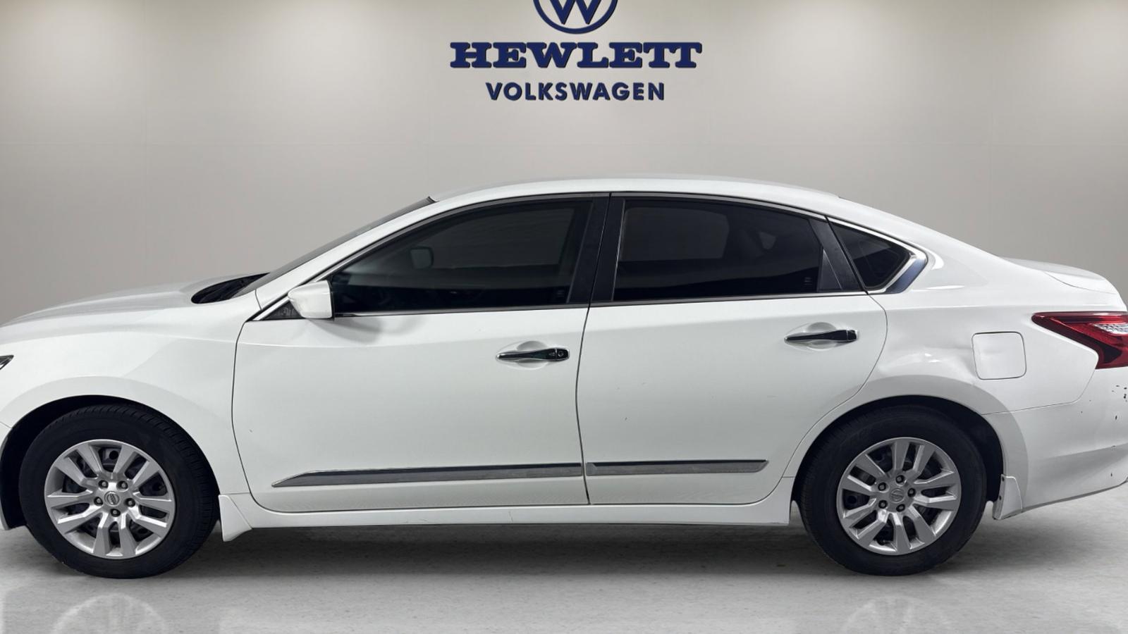 2017 Nissan Altima Vehicle Photo in Georgetown, TX 78626