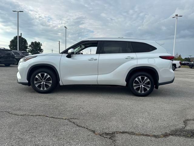 2022 Toyota Highlander Vehicle Photo in Jonesboro, AR 72404