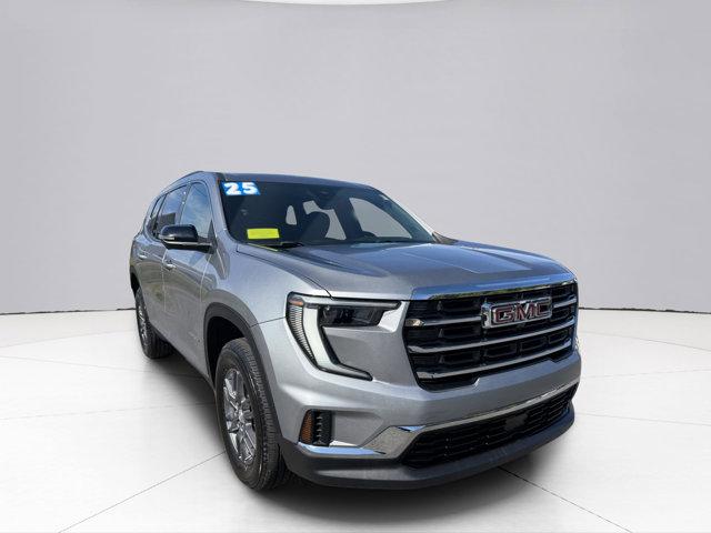 2025 GMC Acadia Vehicle Photo in LEOMINSTER, MA 01453-2952
