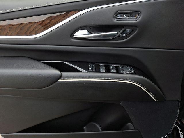 2024 Cadillac Escalade Vehicle Photo in DANBURY, CT 06810-5034