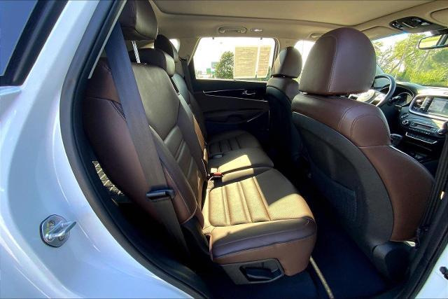 2019 Kia Sorento Vehicle Photo in TOPEKA, KS 66609-0000