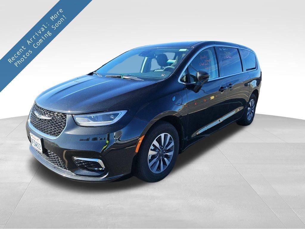 2023 Chrysler Pacifica Vehicle Photo in Cedar Rapids, IA 52402