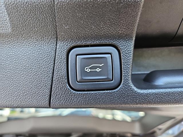 2023 GMC Acadia Vehicle Photo in TREVOSE, PA 19053-4984